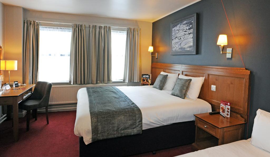 Brentwood Inn By Greene King Inns Rotherham Phòng bức ảnh